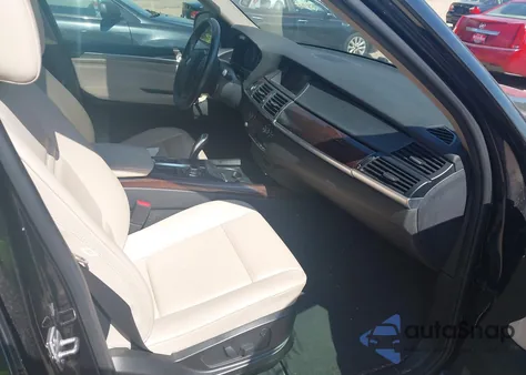 2013 BMW X5 xDrive35I/xDrive35I Premium/xDrive35I Sport Activity z USA, uszkodzony, nr VIN 5UXZV4C5XD0B02811